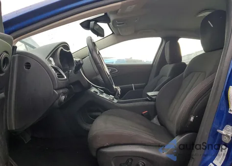 2015 Chrysler 200 Limited z USA, uszkodzony, nr VIN 1C3CCCAB3FN607872